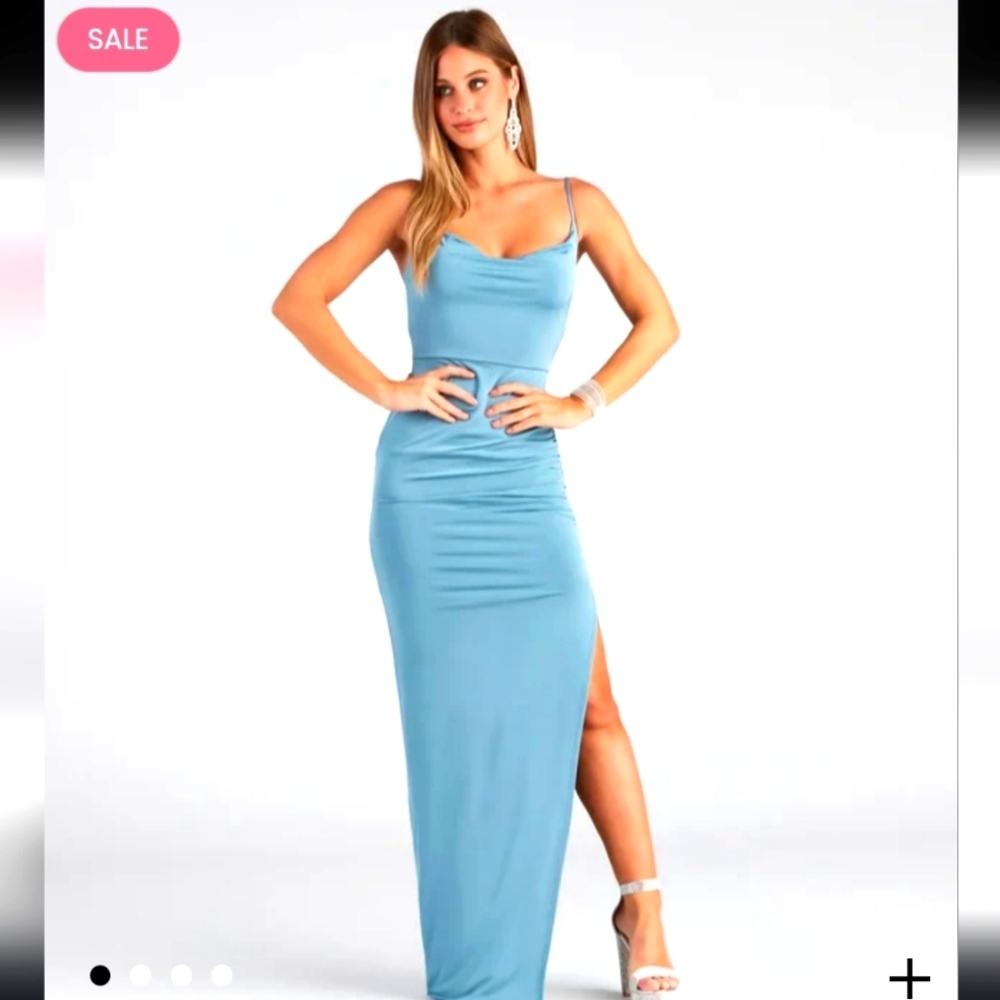 Elegant Teal Maxi Dress